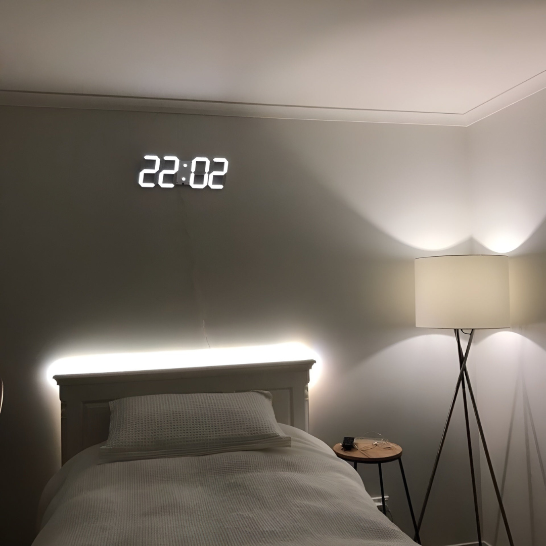 Nyvox - Modern 3D LED Digital Väggklocka med Snygg Design och Ljus Tidsvisning
