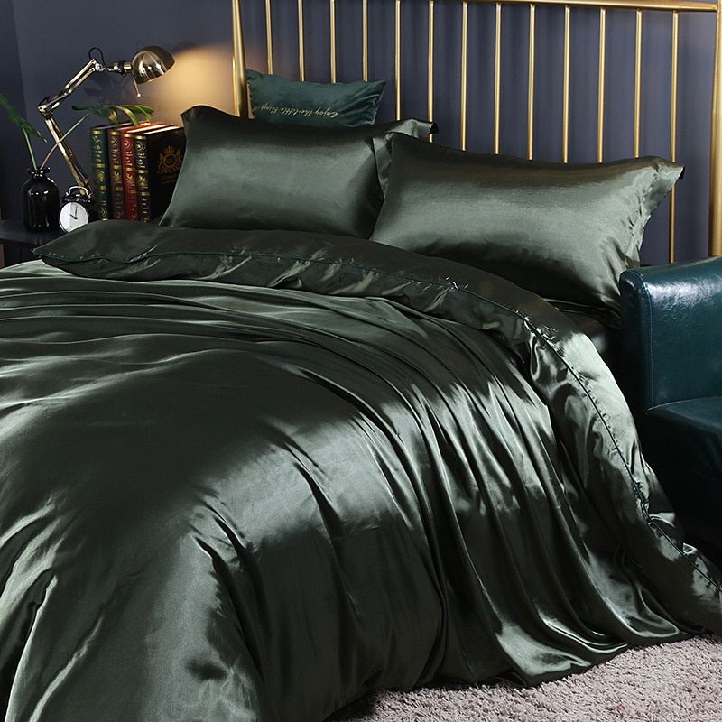Elegant satintäcke set – lyxigt modernt sängkläder med elegant finish