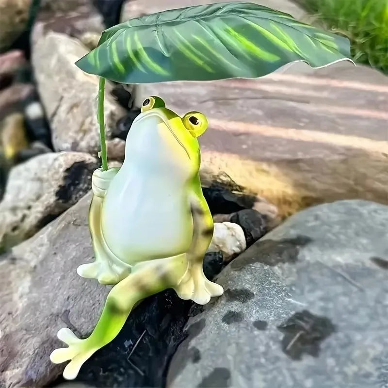 Prisca - Förtrollande grodfigur på lotusblad för akvarium, trädgårdsdekoration och balkongprydnader