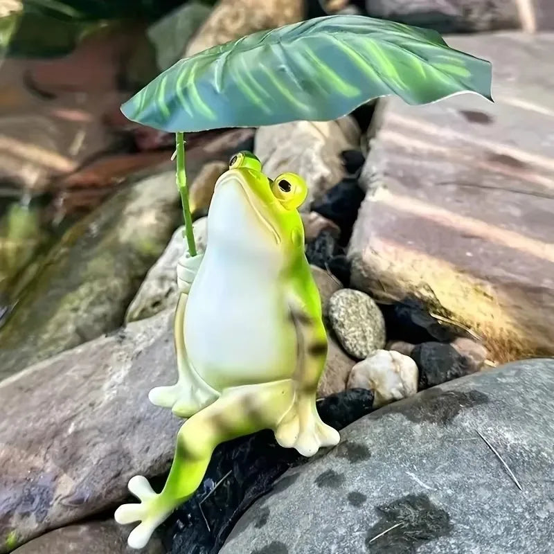 Prisca - Förtrollande grodfigur på lotusblad för akvarium, trädgårdsdekoration och balkongprydnader