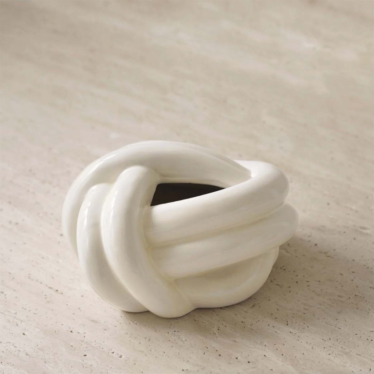 Knot Nässdukshållare | Lägg till en touch av elegans och funktionalitet till din inredning