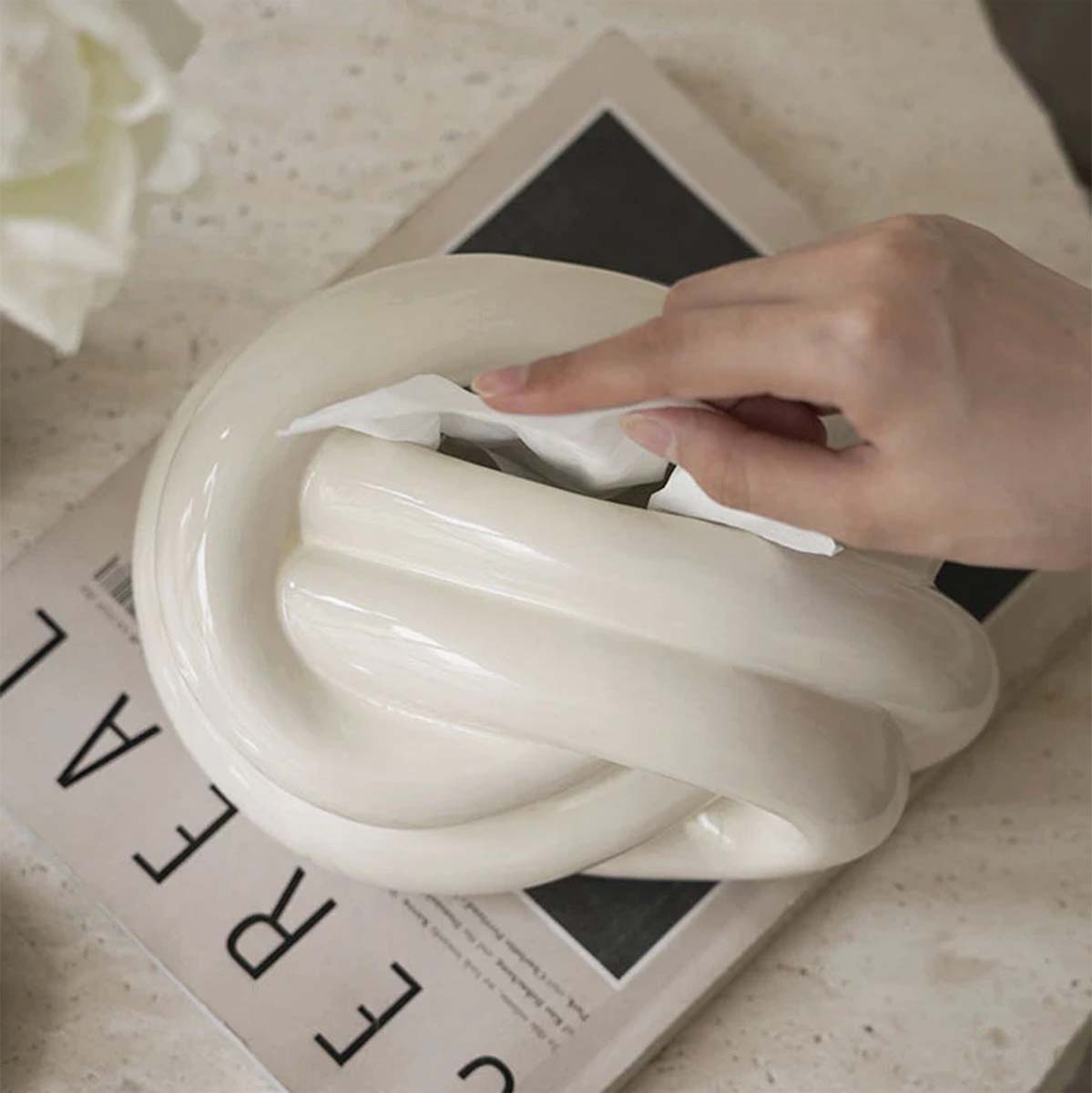 Knot Nässdukshållare | Lägg till en touch av elegans och funktionalitet till din inredning