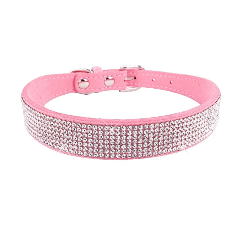 Glittrande armbandshalsband med paljetter för en glamorös look