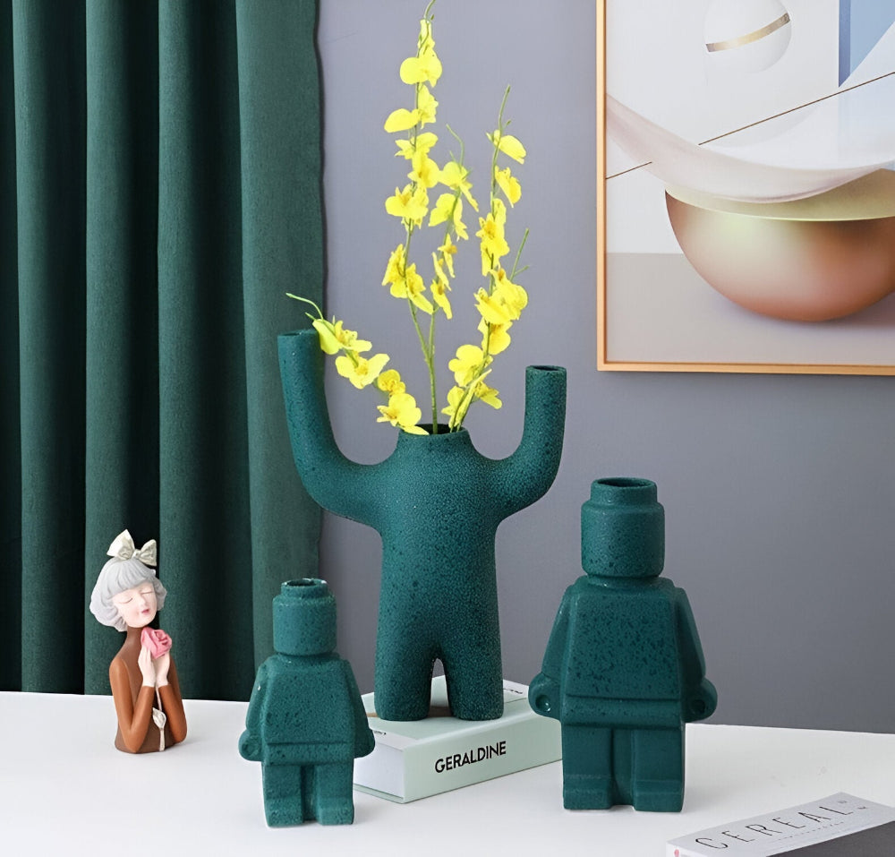 Larissa - Modern robotdesign flätad blomkruka för en unik trädgårdsdetalj