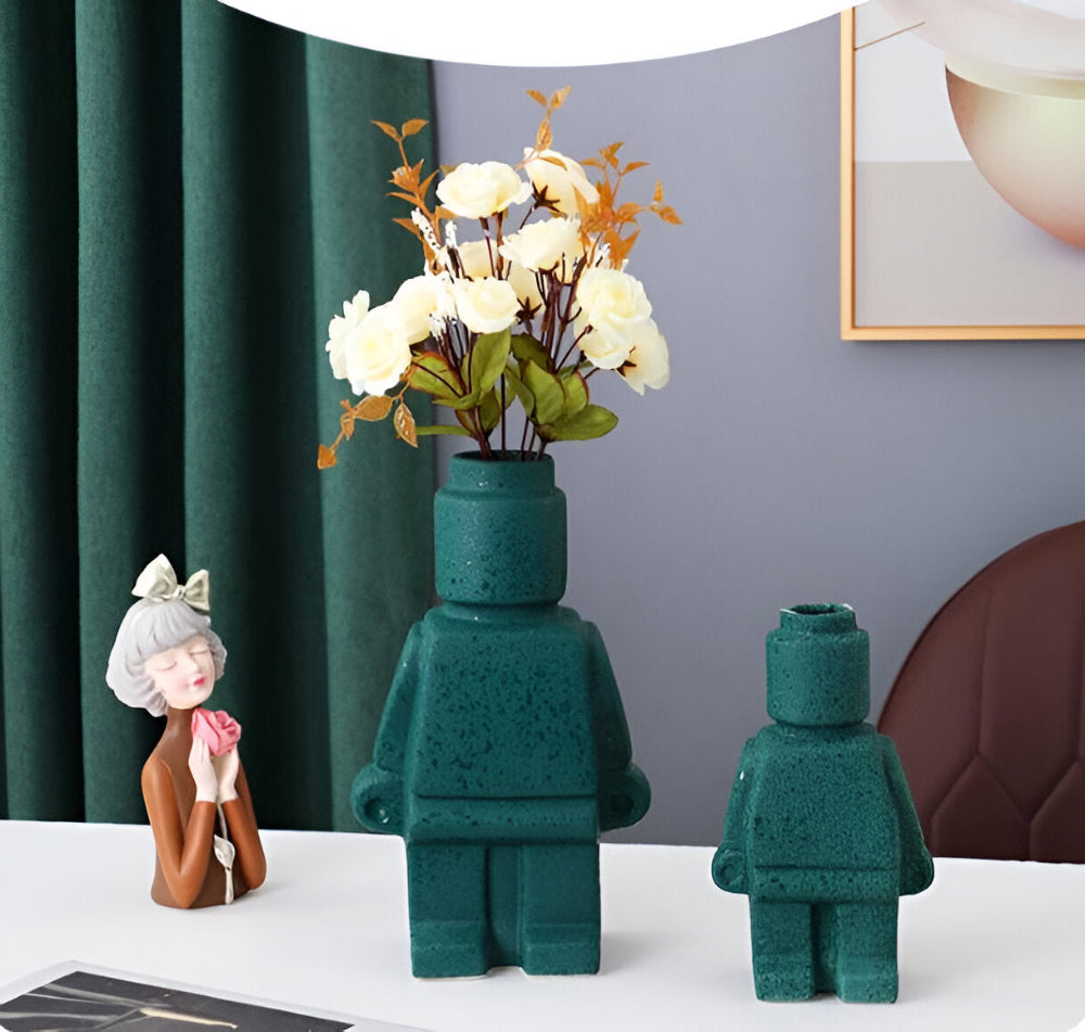Larissa - Modern robotdesign flätad blomkruka för en unik trädgårdsdetalj