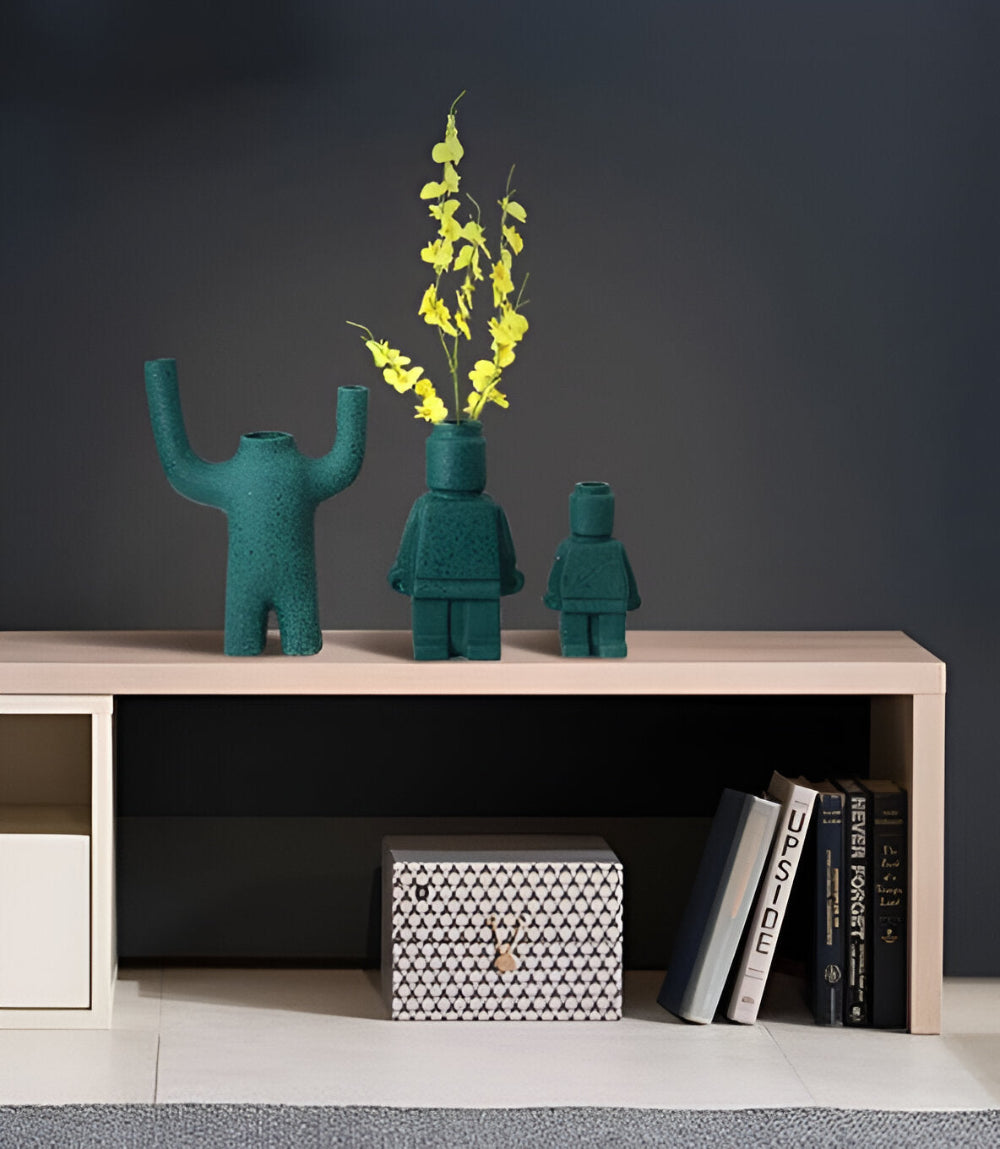 Larissa - Modern robotdesign flätad blomkruka för en unik trädgårdsdetalj