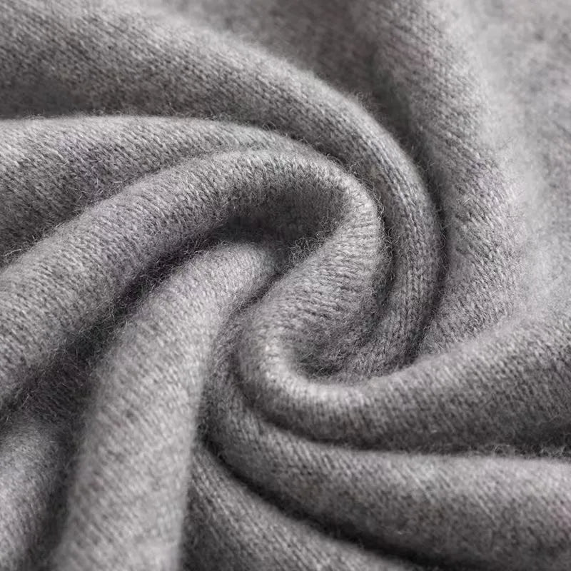 Lorenz – Comfortable Long-Sleeve Sweater with Loose Fit for a Confident Style